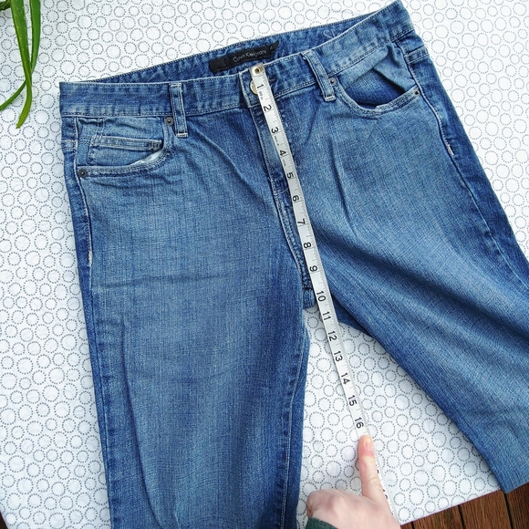 NWOT Calvin Klein Boyfriend Skinny Jeans 10P - Picture 4 of 7